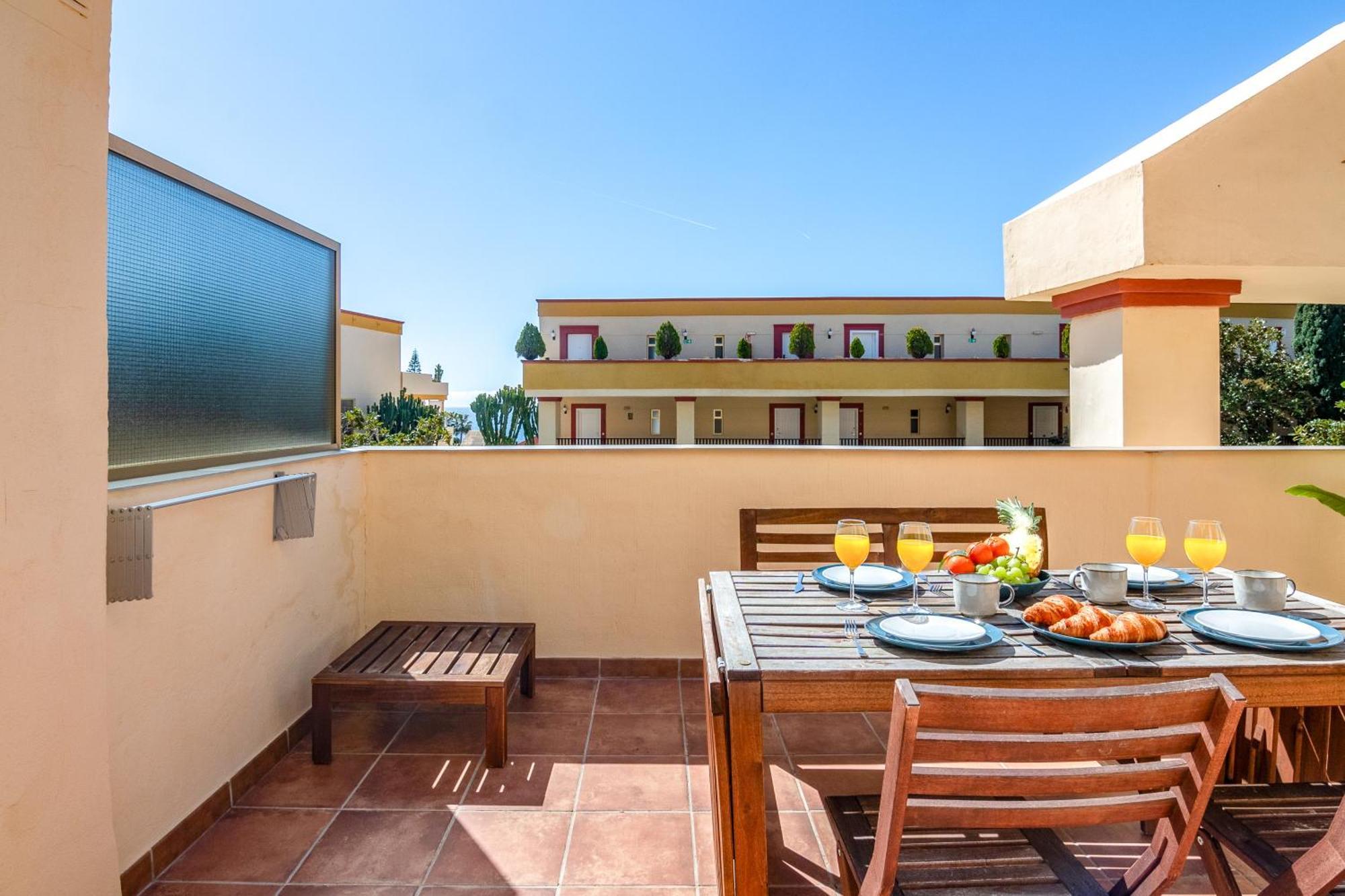 Oleholidays 224 Romana Playa Con Vistas Al Mar Marbella Exterior photo